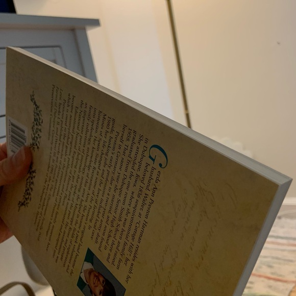 Paperback Book Swedish Annie. - Picture 7 of 16